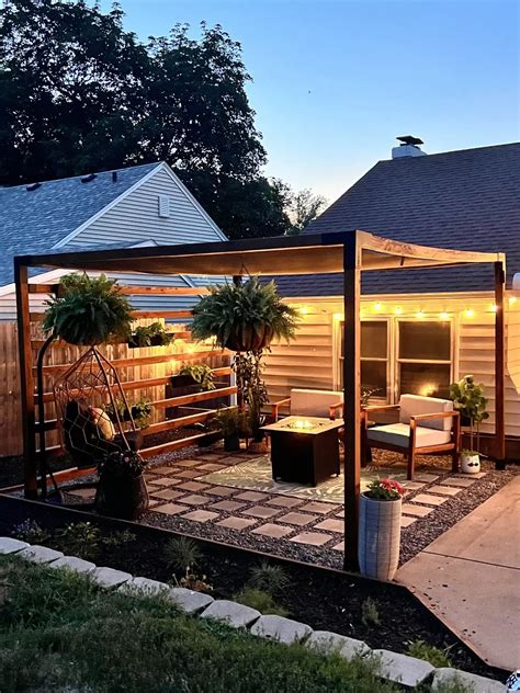 Transform Your Backyard with a DIY Pergola - balustradellc