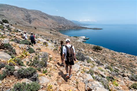 Trekking in Greece; 10 of the best hiking trails in Greece - balustradellc