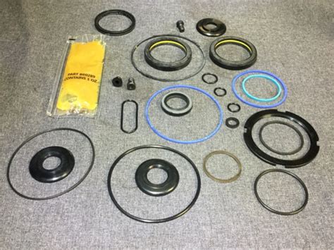 TRW THP600001 Input and Sector Shaft Seal Kit Aftermarket Replacement