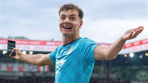 TSG Hoffenheim: Fisnik Asllani verlängert nach Leih-Rückkehr aus ... - raincitystudios.com