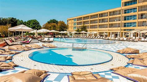 codini.rgarabwor.edu.pl. 