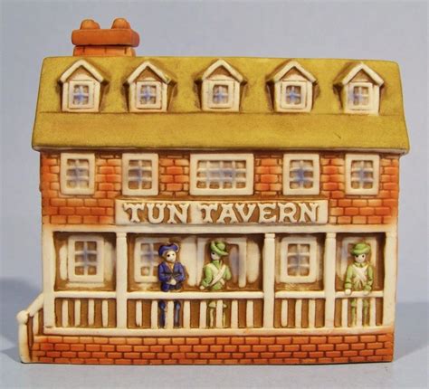 TUN TAVERN FIGURAL CERAMIC BOTTLE DECANTER US …