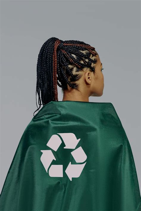 Turning Ocean Plastic Into Jewelry, Clothing, and More - raincitystudios.com