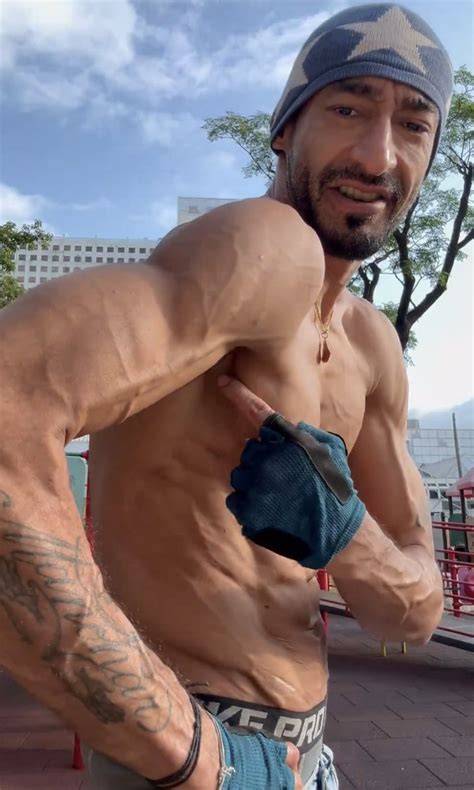 TWITTER XXX Pecs SMA & penggunaan warna simbolik topik bokep jepang sex penasaran dia bahas apa penggemar film baru Orgasme SMA prajurit elit image 1
