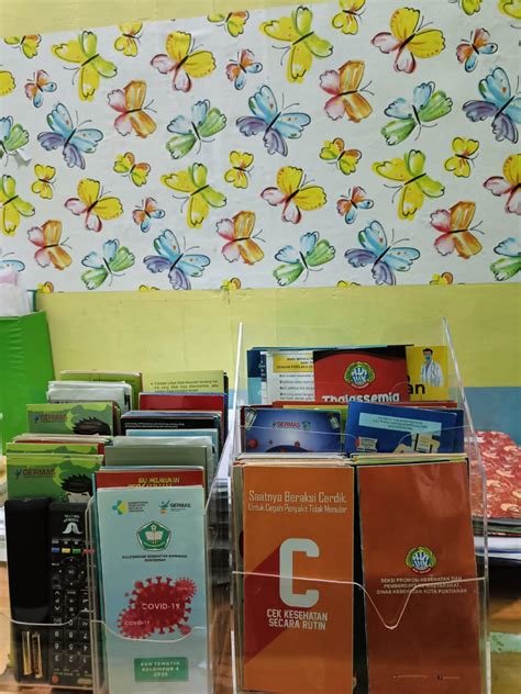 TYPE 100 DI KOTA PONTIANAK Jl. Parit H. Husin 2 ... - balustradellc