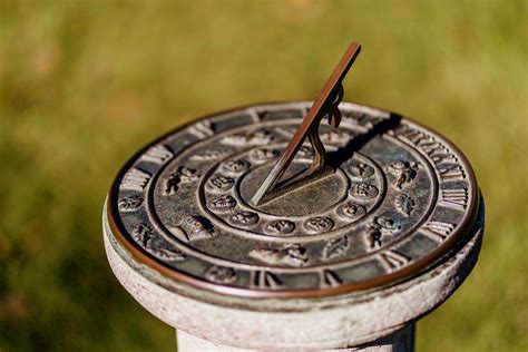 Types of Sundials & Calibrations - wintechmobiles.com