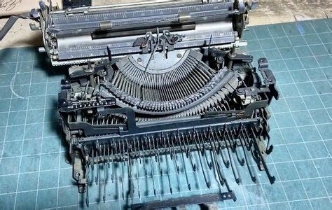 Typewriter Restoration - Chiu Enterprises - muktibox.com