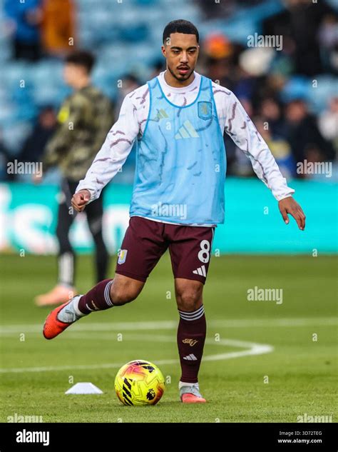 Tyrone Mings of Aston Villa in the pregame warmup session ... - Alamy - balustradellc