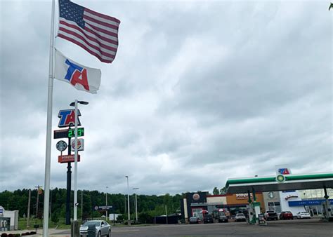 Get more information for Love's Travel Stop in Ripley, WV. See reviews, map, get the address, and find directions. Search MapQuest. Hotels. ... Truck Stop. Places To Eat. Reviews. 4.5 12 reviews. Sheri W. ... West Virginia › Ripley › Love's Travel Stop ....