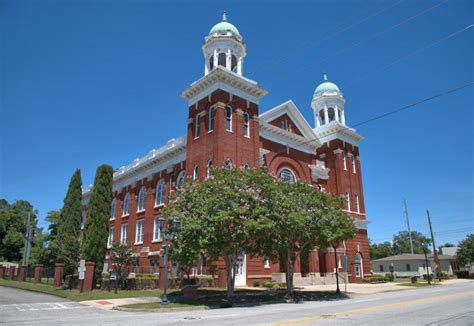 Tabernacle Baptist Church 1885 - 2008. Its founder and first past