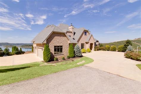 Table rock lake lakefront homes for sale. Things To Know About Table rock lake lakefront homes for sale. 