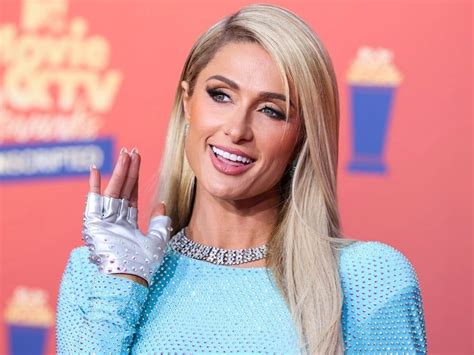 Taco Bell partners with Paris Hilton on new advice phone line