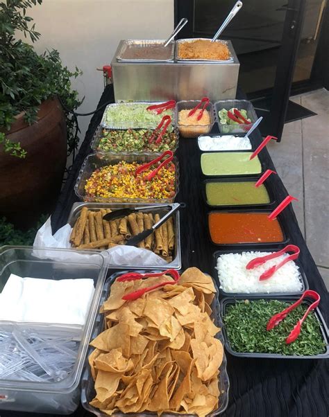 Taco party catering. From BYOT Bars (“Build Your Own Taco”, obviously) to Fajita Bars*, Party Trays and more, we’ve got something for get-togethers of any size! Next time you’re celebrating, kick it with a catering menu that everybody can get down with. Catering options, availability and pricing vary by location, so contact your favorite Fuzzy’sto learn more! 