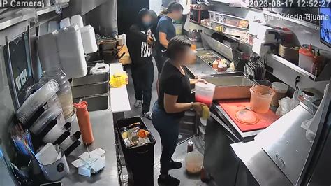Taco truck employees robbed at gunpoint in Oakland