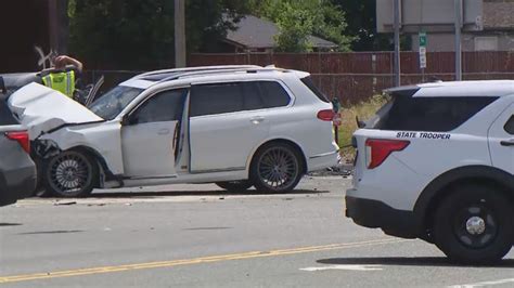 Updated May 09, 2023 5:33 PM. A vehicle collision on Portland Avenue has shut down all lanes of the arterial between East 48th and East 51st streets early Tuesday evening, the Tacoma Police ...