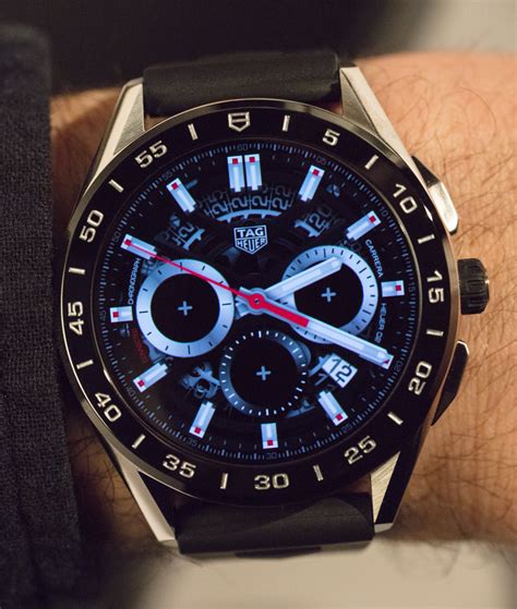 Tag heuer smartwatch. Review update July 2023: The 45mm Tag Heuer Connected Calibre E4’s review score was bumped up to an 8/10 and received a Recommended Product Award after we revisited a version of the smartwatch ... 