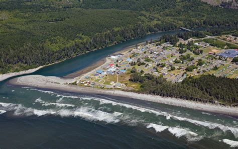 Taholah, Quinault River - CoastView