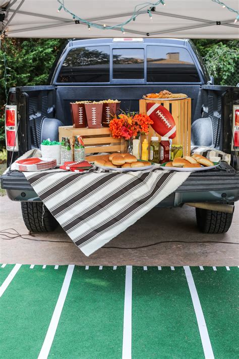 Tailgate ideas. Jul 31, 2019 · To get the look, cut out triangles of green felt and string them together to create a banner. Hang it off your tailgate or across your hood. Don’t forget signage to proclaim your tailgate party timeline and the food and drink options available at your parking lot party. While you’re picking up groceries, swing through the entertaining aisle ... 