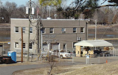 Tainter Gate Painting Arthur V. Ormond Lock and Dam