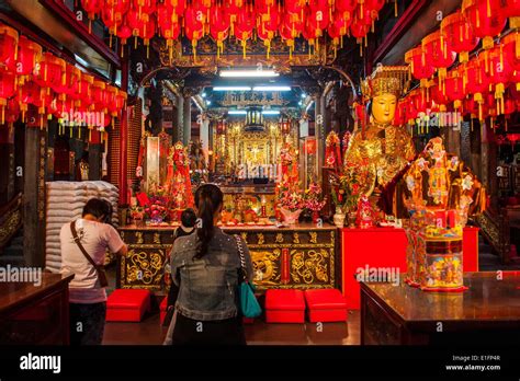 Taiwan temple at night Stock Photos and Images - Alamy