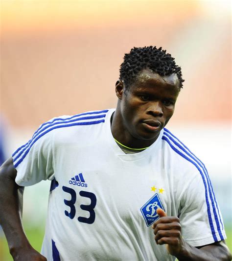 17 Apr 2023 ... Taye Taiwo remains one of the greatest footballers to ever feature for the Super Eagles of Nigeria · The ex-international, who is a twin, clocked .... 