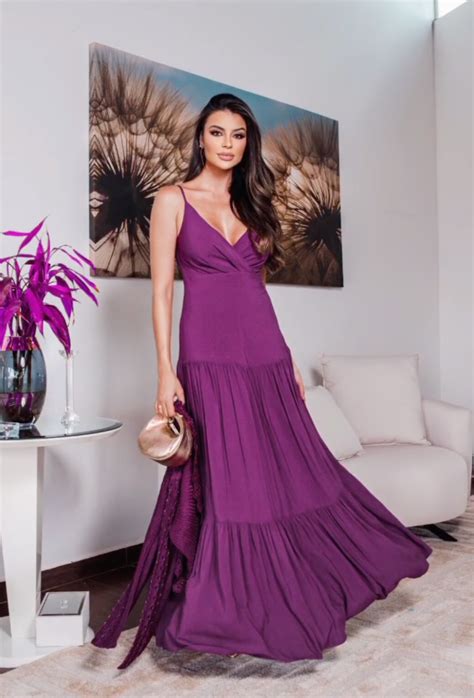 Take Flight with Maxi Tent Dresses: Unleash Your Inner Goddess