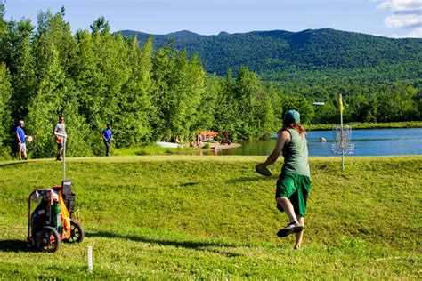 Take up a new fling with Disc Golf at Smuggler’s Notch in Vt.