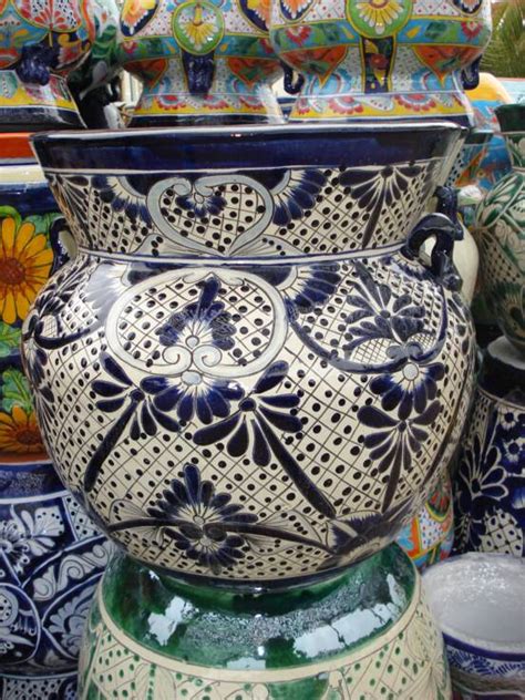 Talavera pottery las vegas. If you are looking to escape the harsh winter weather, head over to Las Vegas. Fun in the sun and warm weather awaits those who venture outside of the casinos and into the outdoors... 