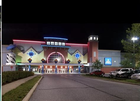 Regal Hamilton Commons. Read Reviews | Rate Theater 4215 Black H