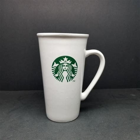 Tall starbucks mug. A venti size. This is also an Italian word and it means twenty. This is because the drink is 20 ounces. This is the largest size you can order in hot drinks - perfect for pumpkin spiced latte season. 
