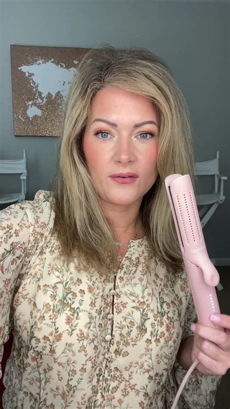 Tame Your Mane: Master Curls with a 1 and 1/4 Curling Iron