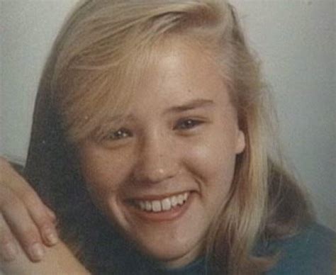 Tammy zywicki suspect police officer. A former state investigator believes he knows who killed Tammy Zywicki, more than two decades after the college student was abducted and murdered. “We can identify, I believe, the killer,” Martin McCarthy tells CBS 2’s Mike Parker. The retired Illinois state police master sergeant was a member of the task force investigating the 1992 killing. 