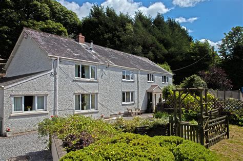 Tan Yr Eglwys Cottages, Cilybebyll, Wales - Facebook