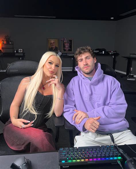 May 1, 2020 · By Lex Briscuso. After all, premium content comes at a price, y’all. YouTuber Tana Mongeau dropped her ~highly~ awaited 4:20 special on April 30 and teased a potential pivot to uncensored ... . Tana mongeau onlyfan