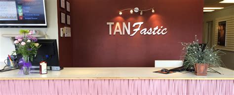 Tanfastic - With over 31 years in the industry, Tan-Fastic is here to offer you the best tanning experience in all of Jackson County! Whether you want to get a traditional tan or a sunless glow, Tan-Fastic’s team of certified tanning technicians is here to help you.