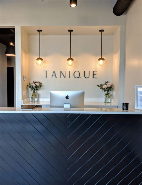 Tanique - How to say tanique in English? Pronunciation of tanique with 2 audio pronunciations and more for tanique.