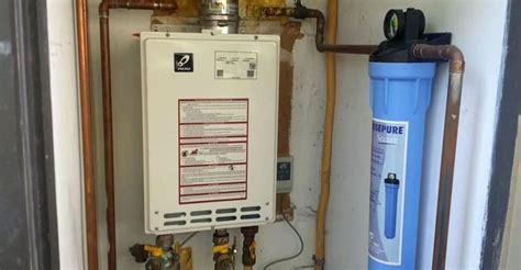 Tankless water heater filter. 5. Open the purge port valves by twisting them perpendicularly to the position of the cold and hot valves. 6. Use 2.5 gallons (9.46 liters) of undiluted white vinegar to clean your tankless water heater at all times instead of … 