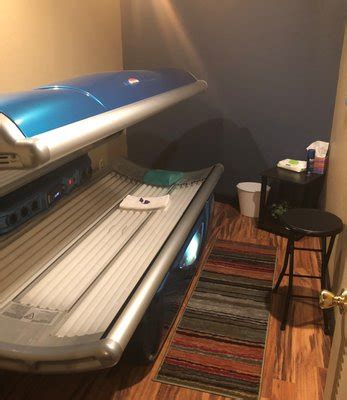 Best Tanning Salons in Oconomowoc on YP.com. See reviews, photos, directions, phone numbers and more for the best Tanning Salons in Oconomowoc, WI. Find a business. Find a business. Where? Recent Locations.. 