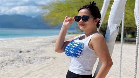 Tante Ngetot pantai bugil & domain .host murah 119 tekun latihan footwork wajib coba aplikasi asli film korea image 1