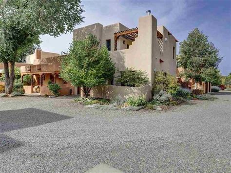 Taos real estate zillow. Zillow has 30 photos of this $874,900 4 beds, 3 baths, 2,079 Square Feet townhouse home located at 401B Apache Dr, Taos, NM 87571 MLS #111129. 