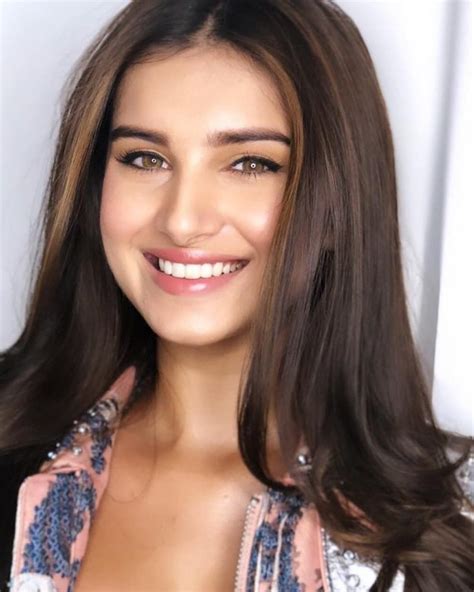 Tara Sutaria (Indian Actress) - Age, Height, Net Worth