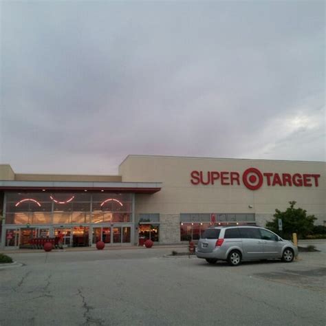 Target alton il. Visit your Target in Alton, IL for all your shopping needs including clothes, lawn & patio, baby... 300 Homer M Adams Pkwy, Alton, IL 62002-5928 