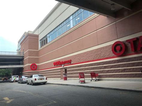 Target mount vernon. Oct 18, 2023 · Target At Cross County Grand Opening On Target For Saturday - Mount Vernon, NY - The new 132,000 sq. ft. store will feature a CVS pharmacy, a Starbucks, drive-up order pick-up and same-day delivery. 