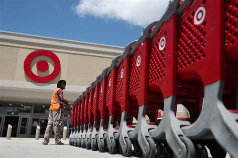 Target.com only accepts one credit card payment per