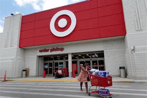 Target wrestles with pullback in spending and theft that costs retailer