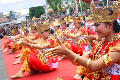 Perbedaan murai jantan dan betina dewasa