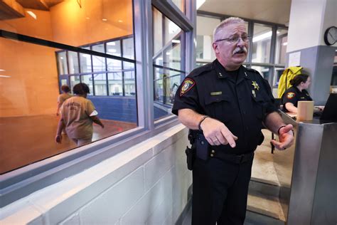 Tarrant county jail records. .  <a href=https://stalinox.ru/lzck59yli/obituaries-chandler...