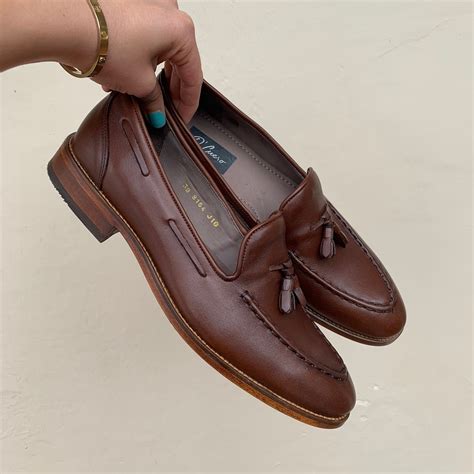 Tassel shoes. Mens Leather Dress Shoes, Comfortable Black Slip On Tassel Loafer, Calfskin Designer Shoes By Mezlan, Vintage, Made in Spain, Size 8 1/2 (261) Sale Price $42.75 $ 42.75 