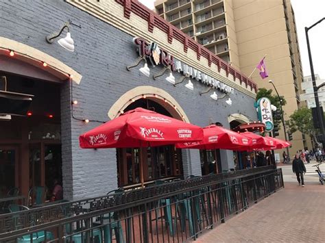 Taste of Gaslamp - Review of Tin Roof Bar & Grill, San Diego, CA ...