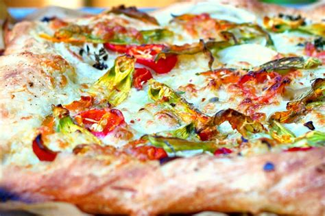 TasteFood: Make a squash blossom and chile pepper pizza